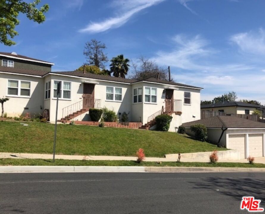 INGLEWOOD Condo: 1218 Frst ST