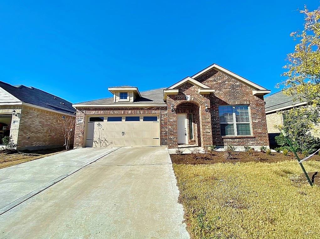 Sanger Condo: 918 Primrose Dr