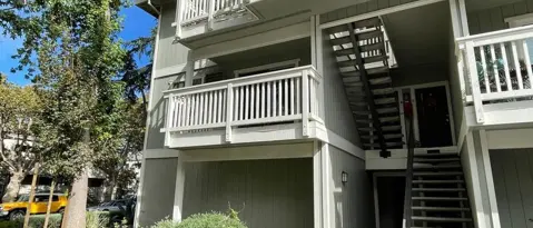 Campbell Condo: 862 Apricot Ave