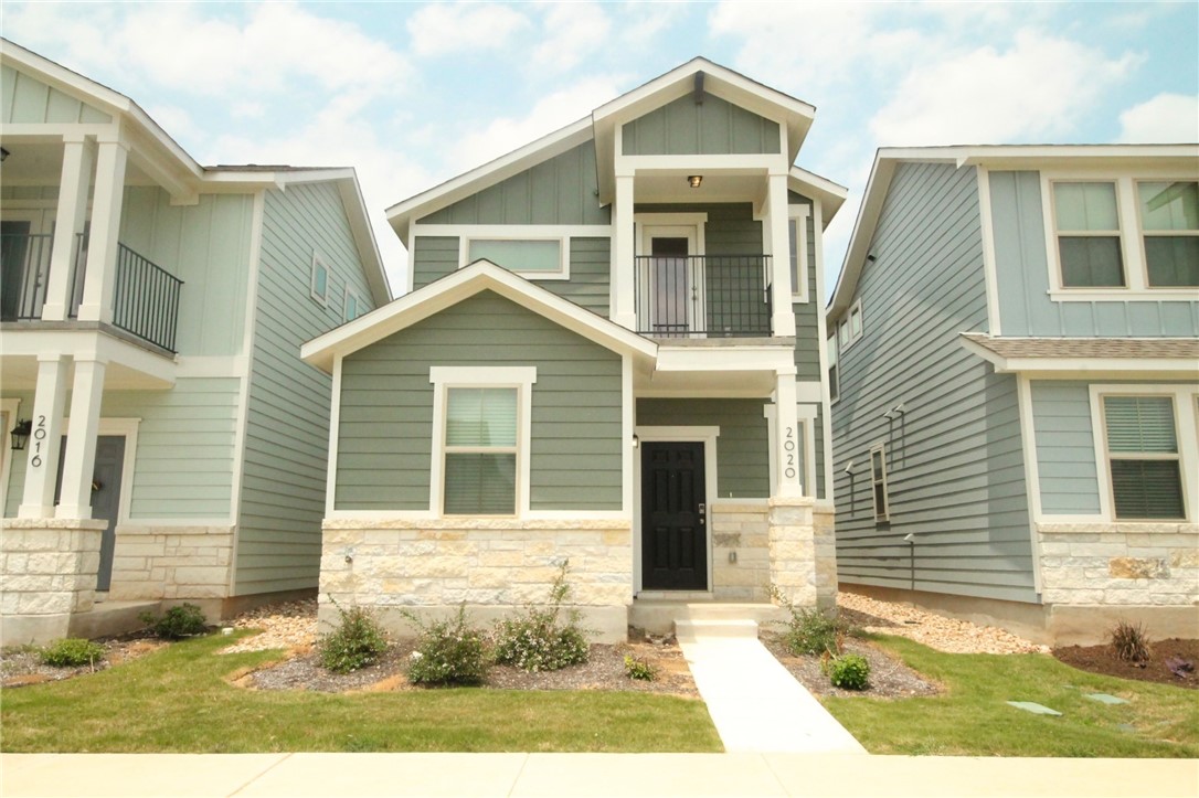 Leander Condo: 2020 Arendale Dr
