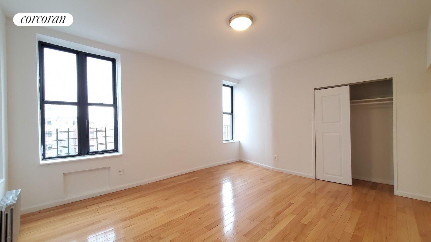 New York Condo: 81 West 127th St