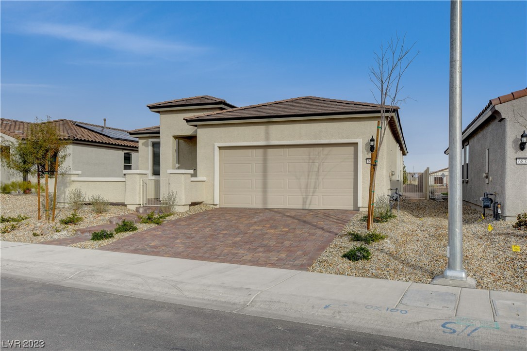 North Las Vegas Condo: 6842 Feather Hl St