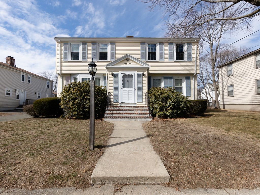 Boston Condo: 55 Colchester St