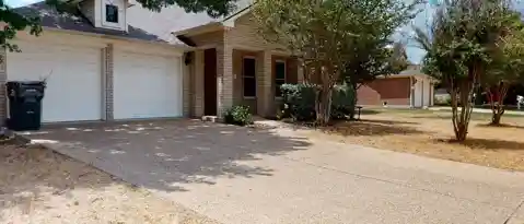 LEANDER Condo: 107 Hoot Owl Ln N