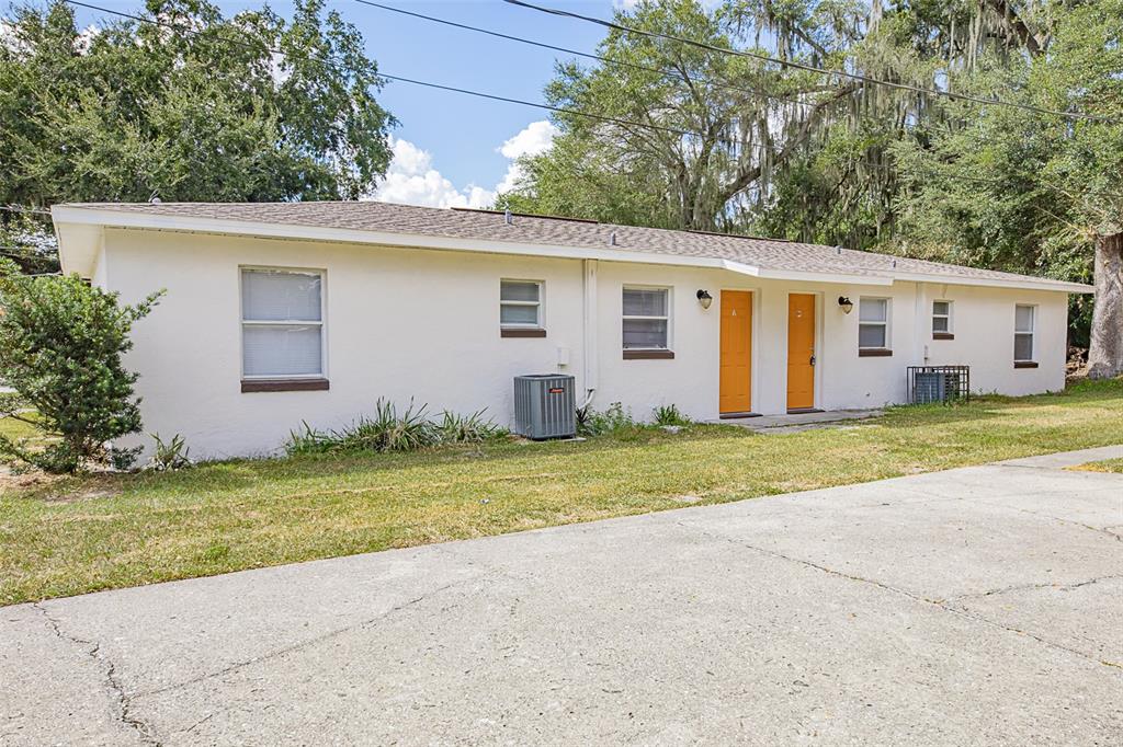 Auburndale Condo: 704 Sunset Ave