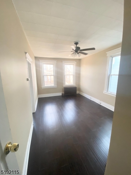 East Orange Condo: 141 Bedford St