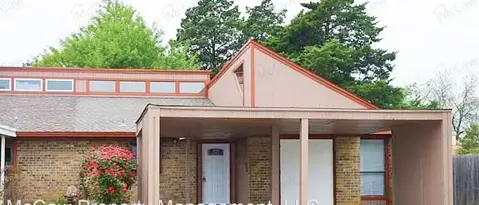 Euless Condo: 204 Yorkshire Ct