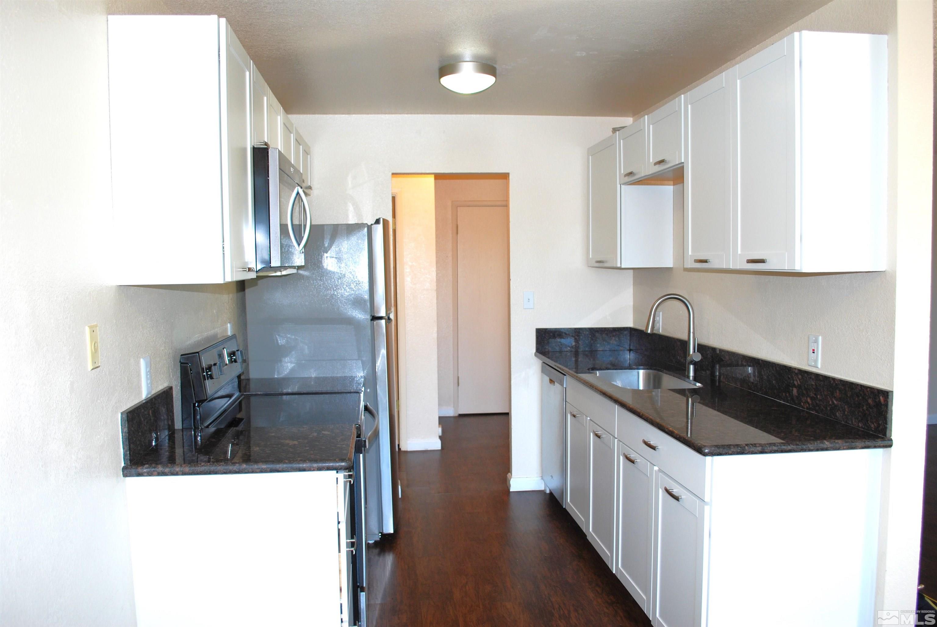 Reno Condo: 3399 CRYSTAL LN