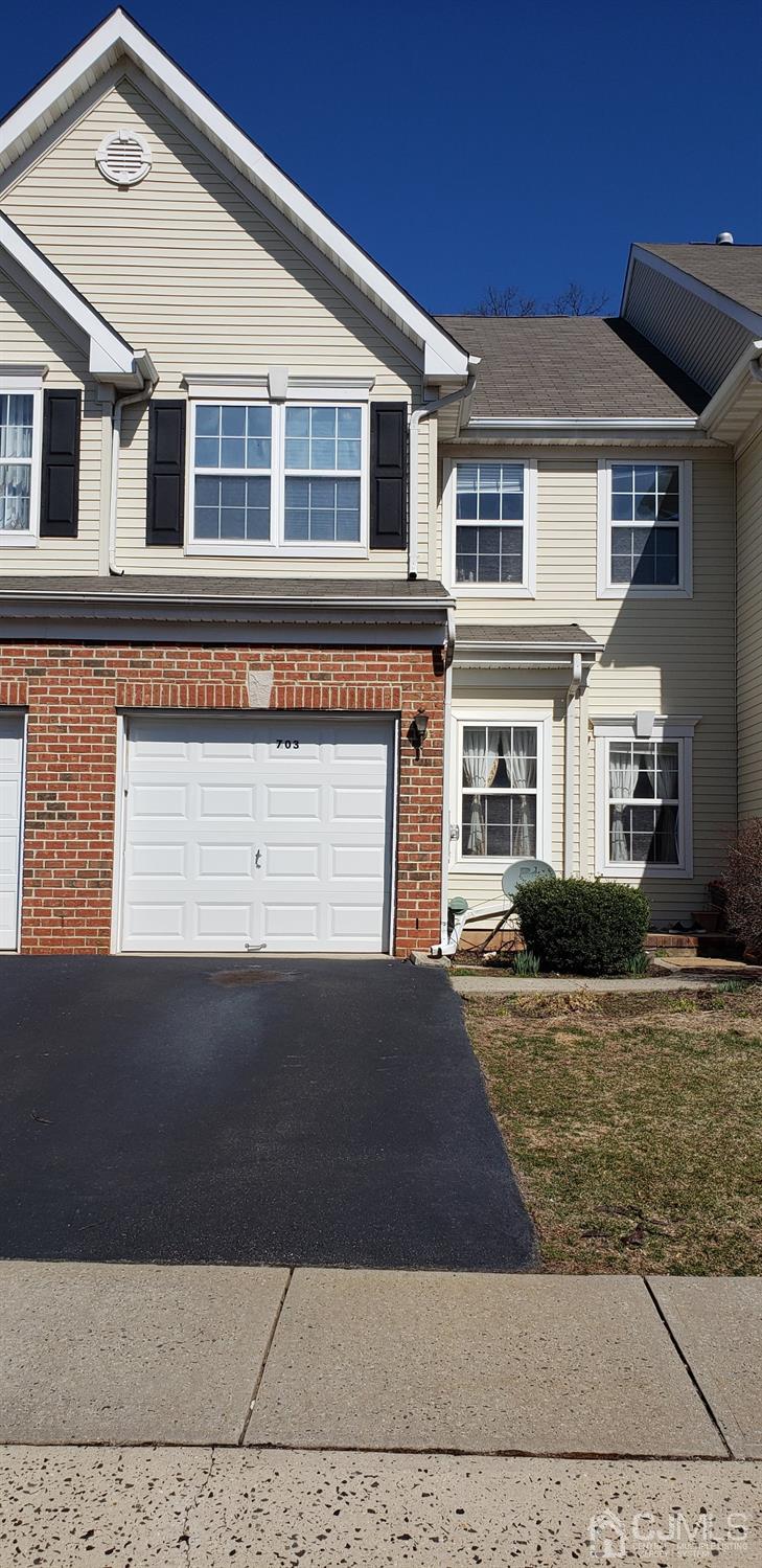 South Plainfield Condo: 703 Margaret Ct