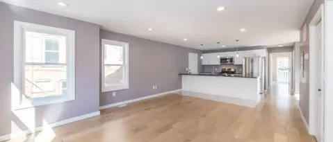Bloomfield Condo: 17 Jersey St