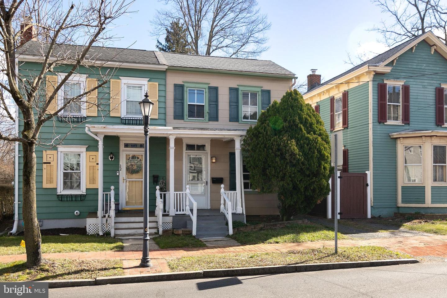 Hamilton Condo: 20 Mercer St