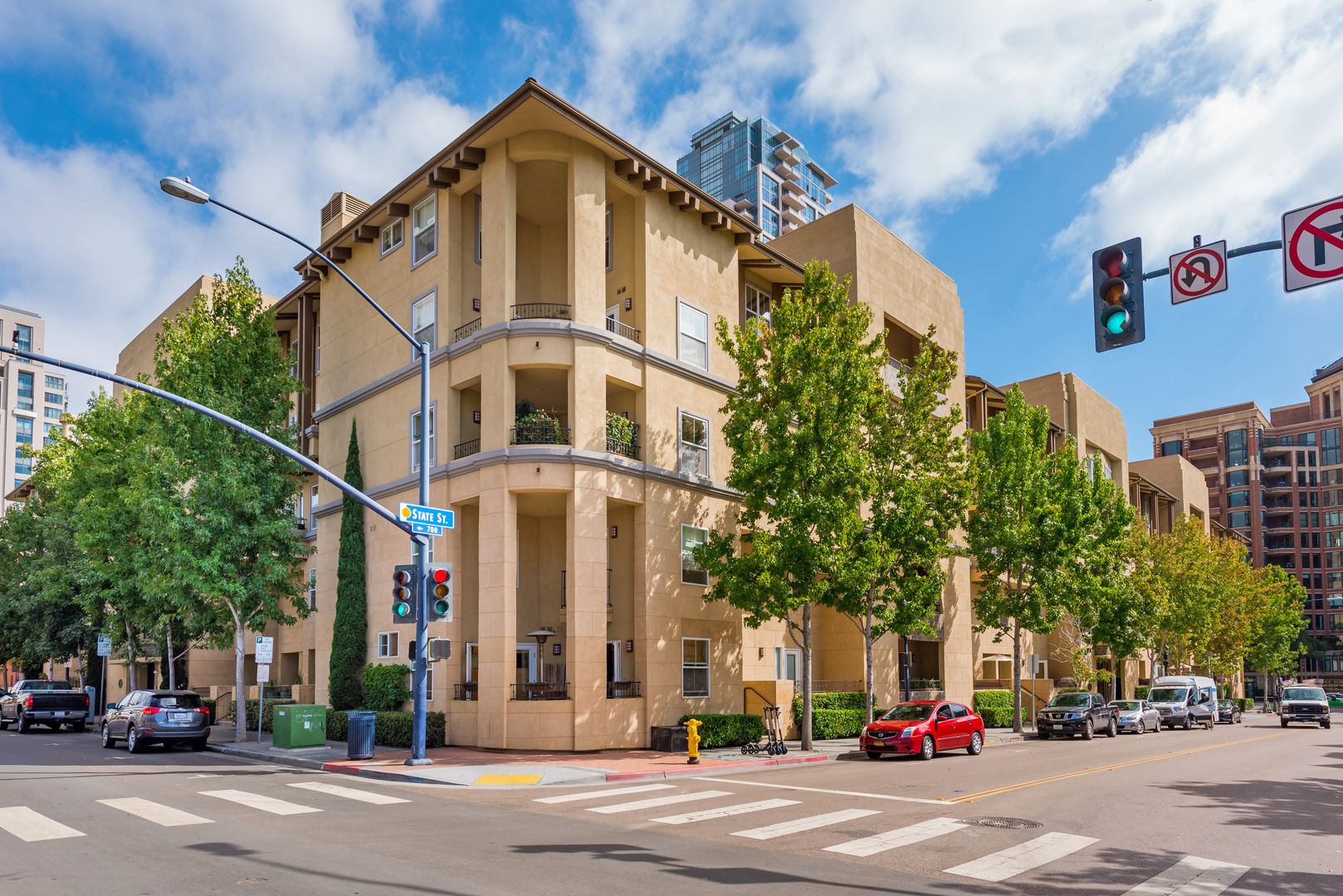 San Diego Condo: 301 W G St -