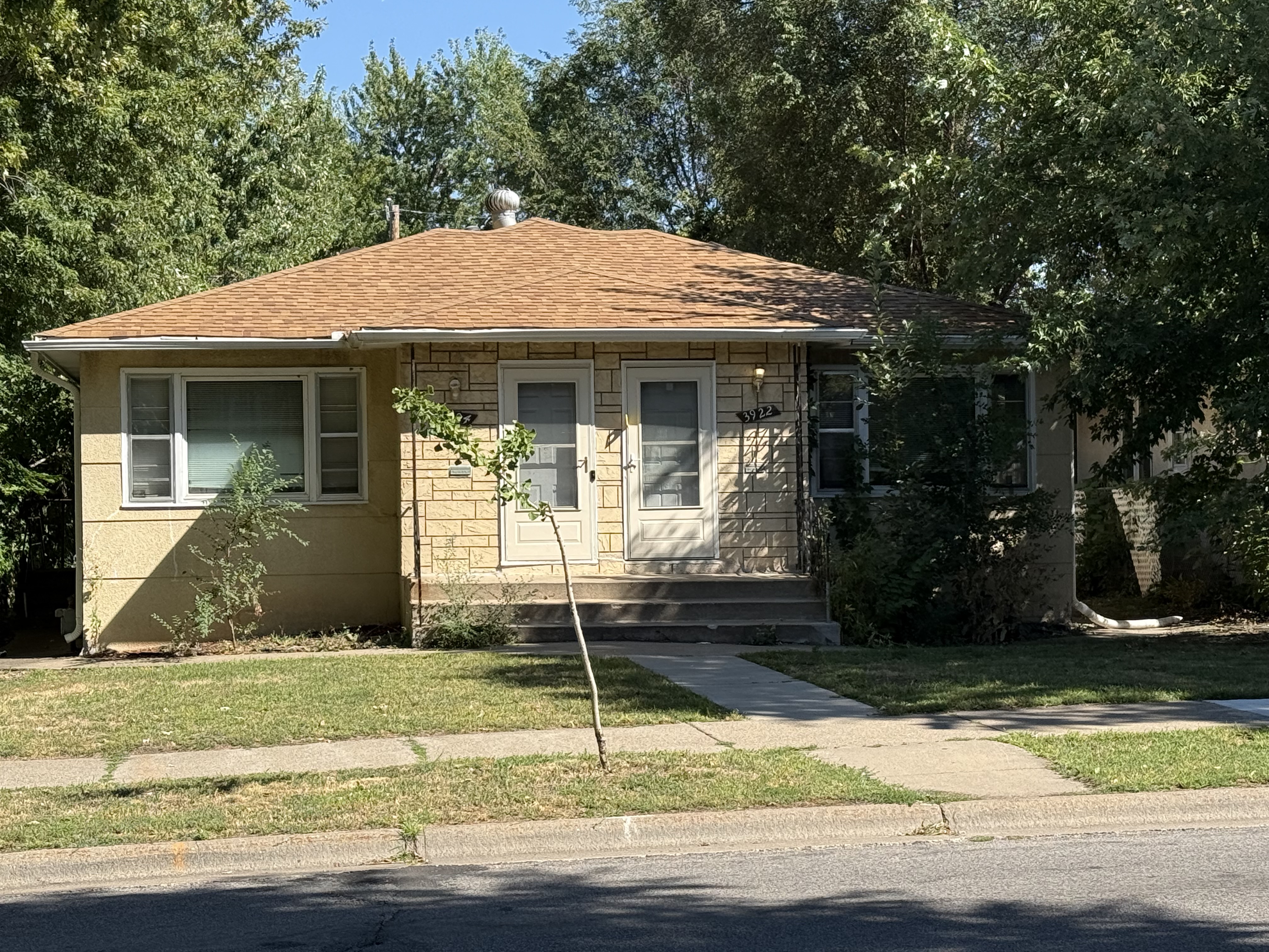 Minneapolis Townhome: 3922 Lyndale Ave N