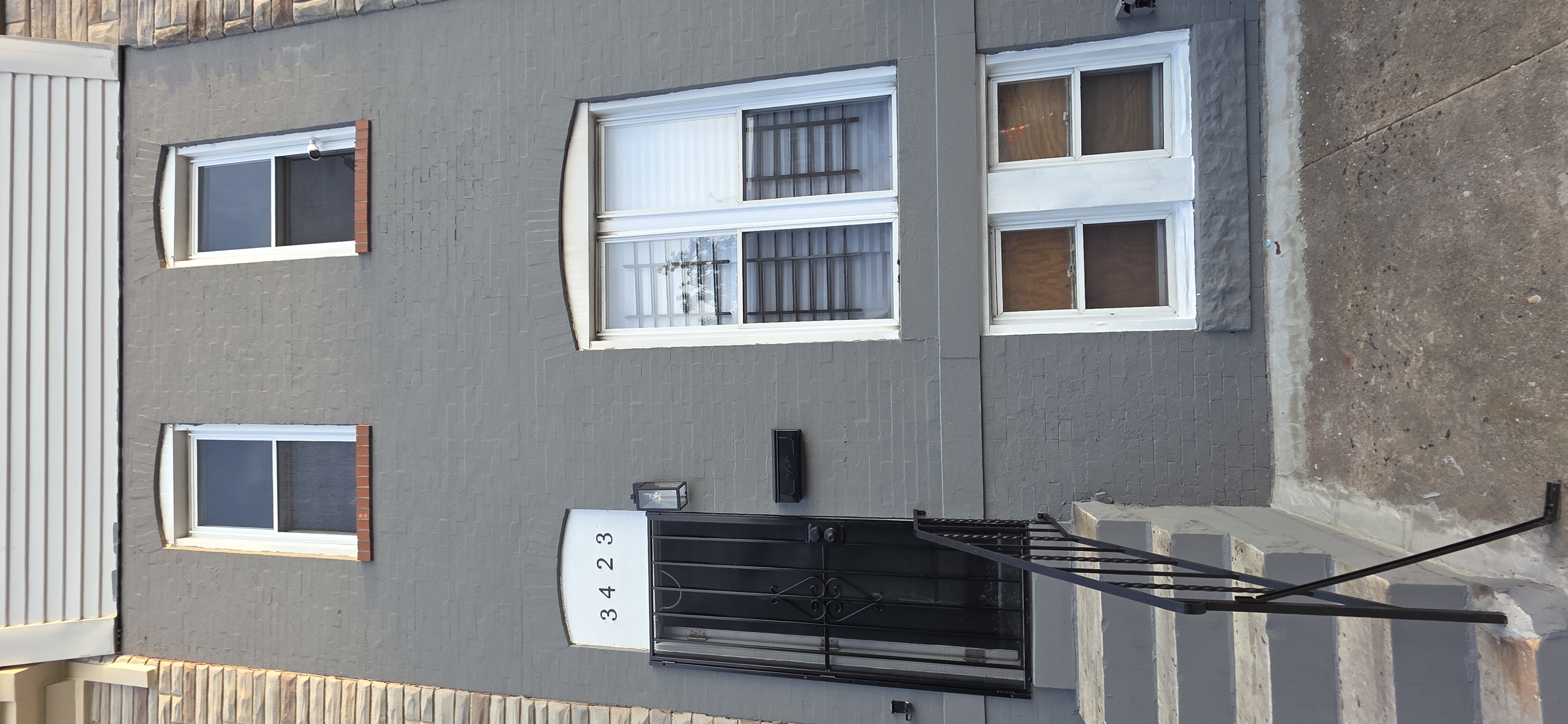 Baltimore Townhome: 3423 E Lombard St