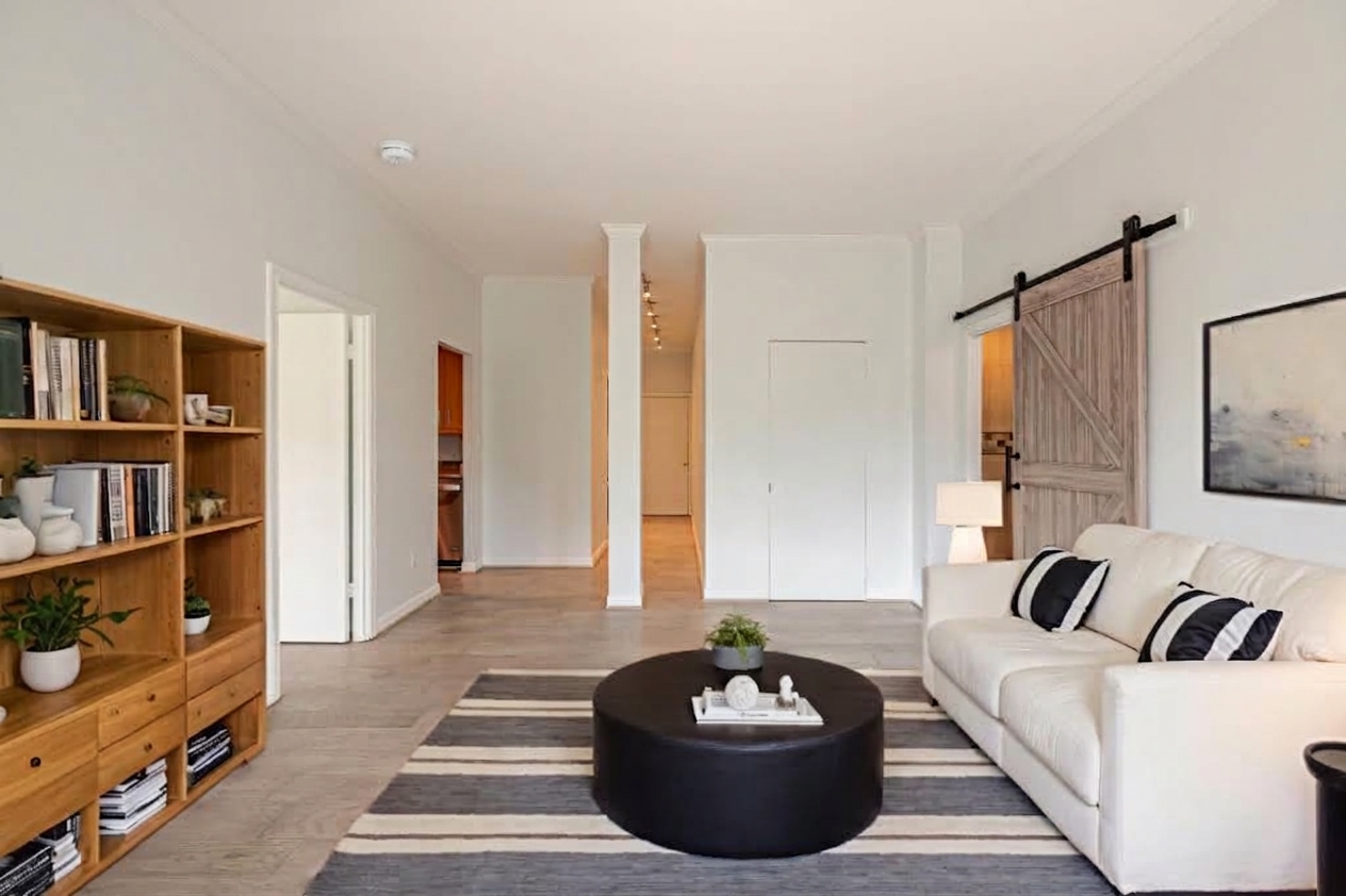 Washington Condo: 2000 16th St NW