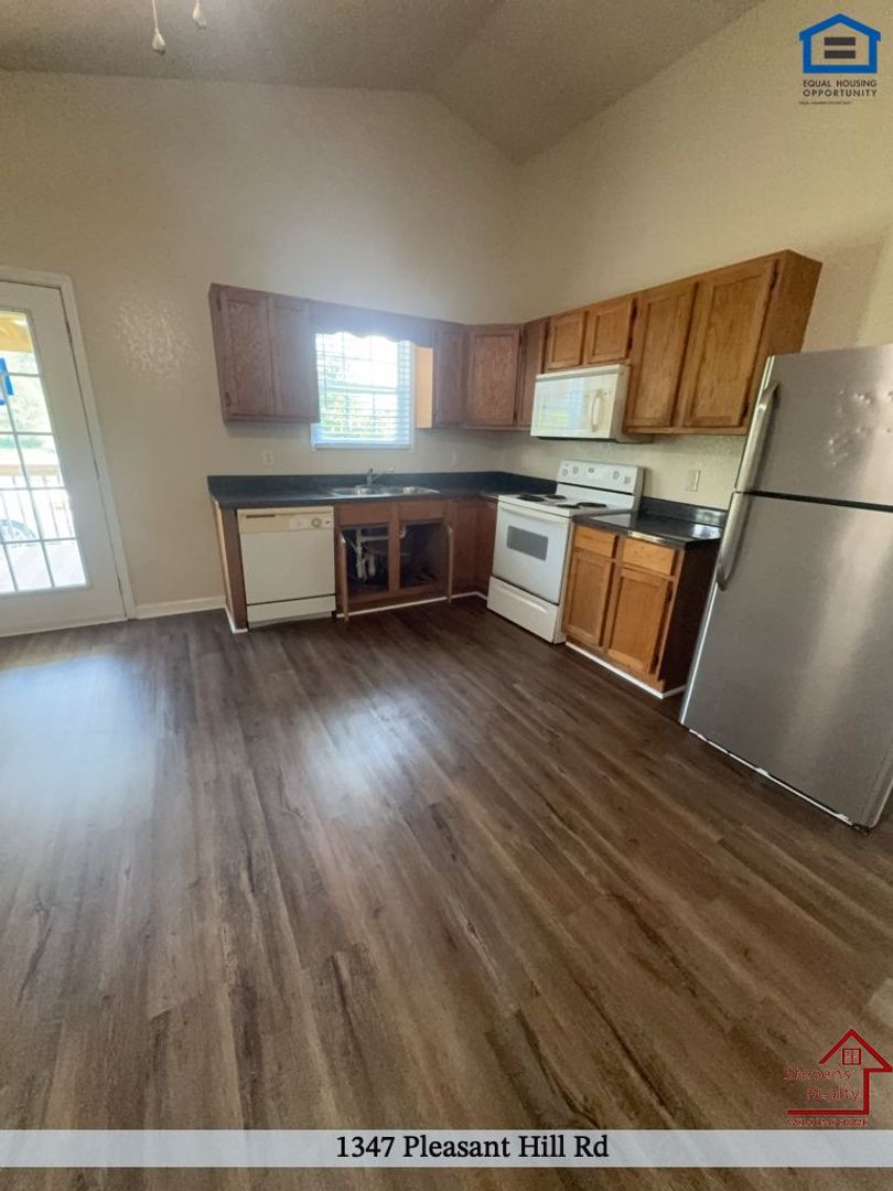 Sparta House: 1347 Pleasant Hill Rd