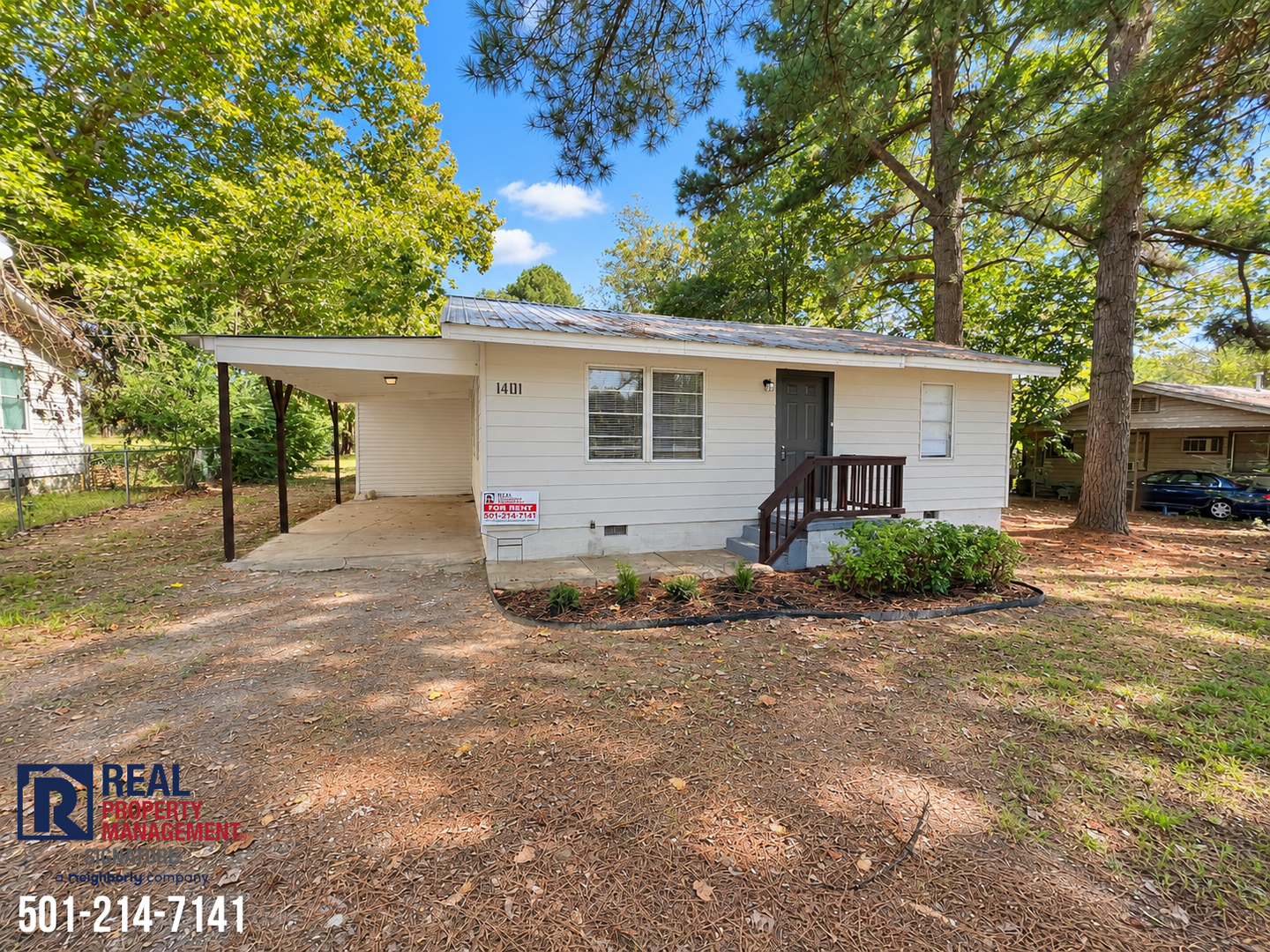Jacksonville House: 1401 S Bailey St