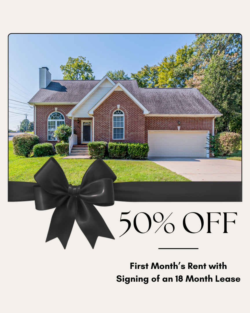 Hendersonville House: 101 Donovan Ct