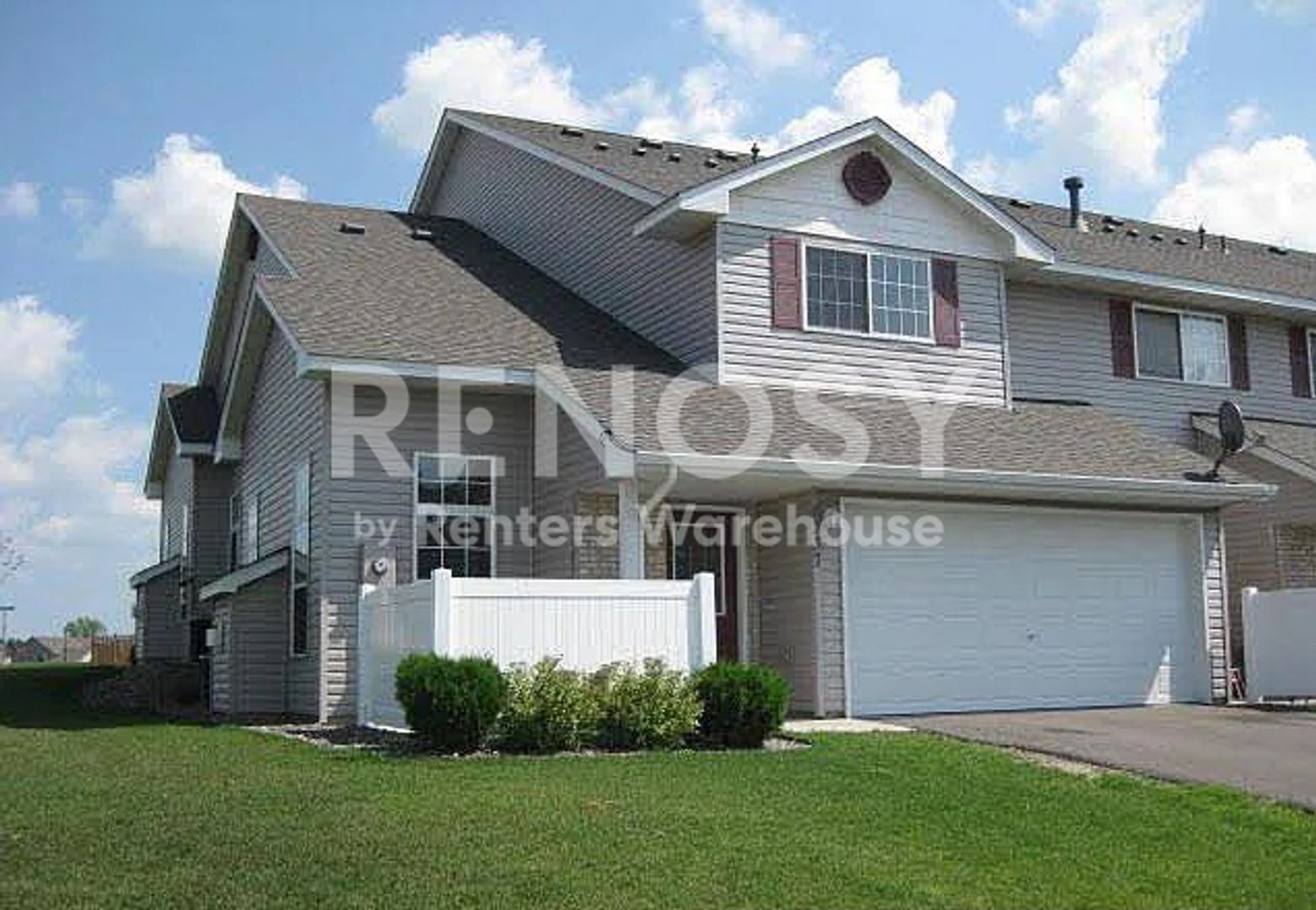 Forest Lake House: 6337 208th Street Way N