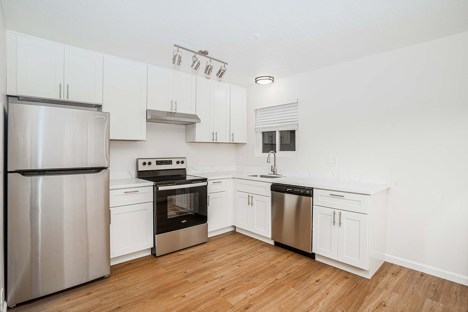 Santa Rosa Condo: 6131 Montecito Blvd