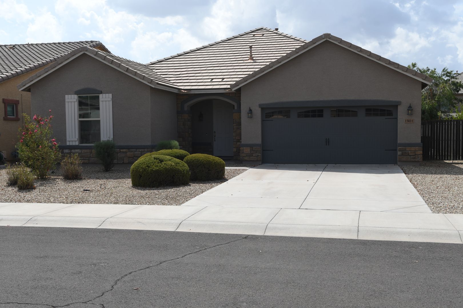 Goodyear House: 15611 W Westview Dr