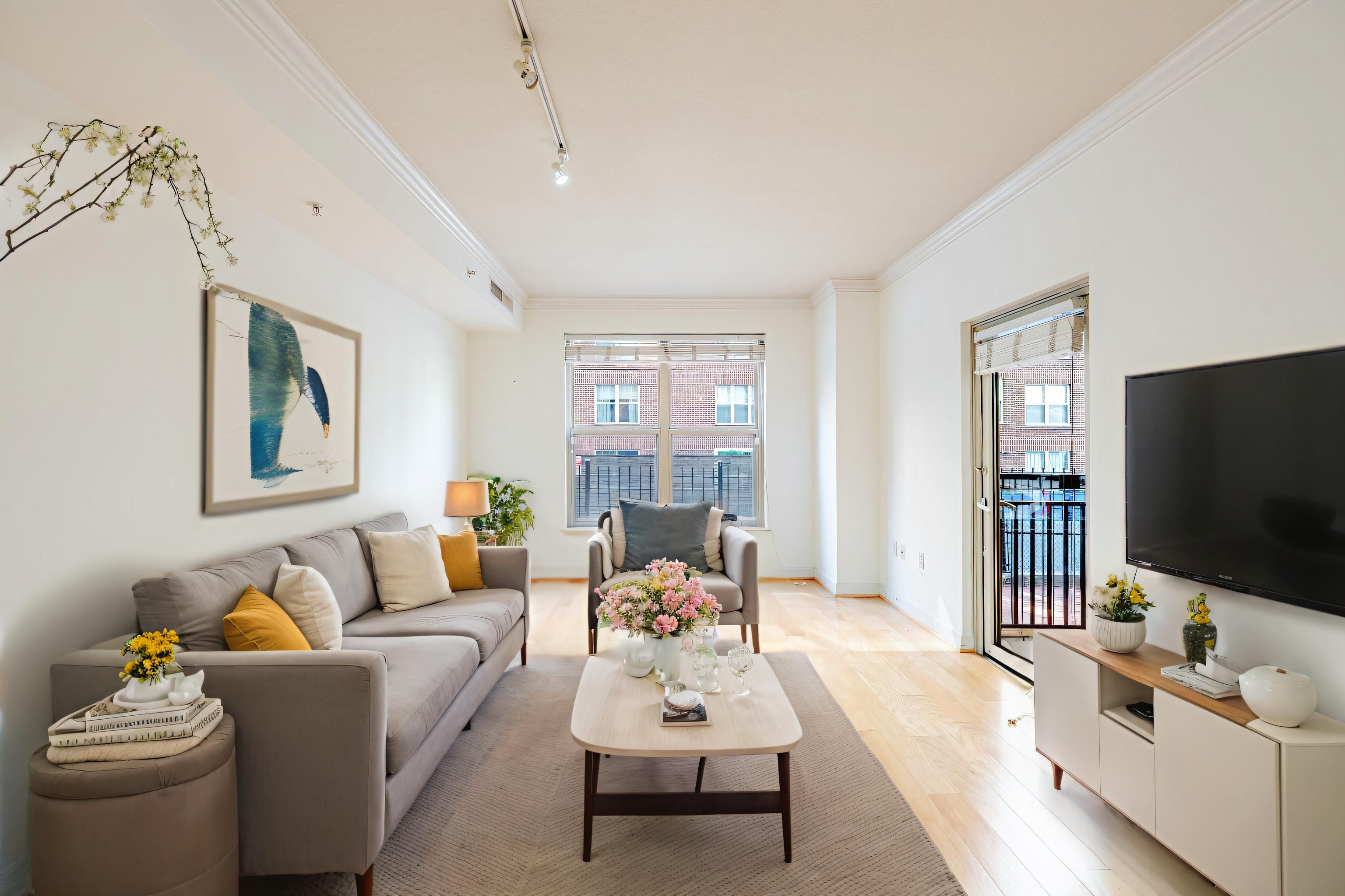 Washington Condo: 1441 Rhode Island Ave NW