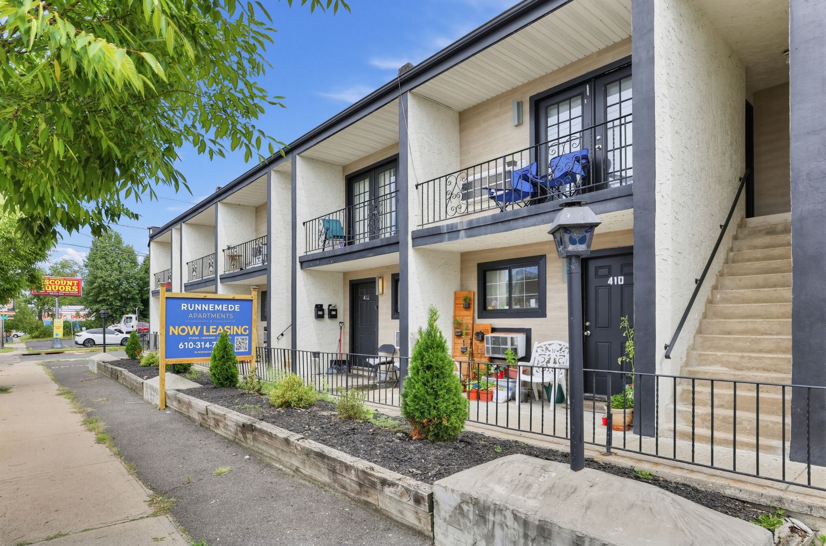 Runnemede Condo: 424 N Black Horse Pike