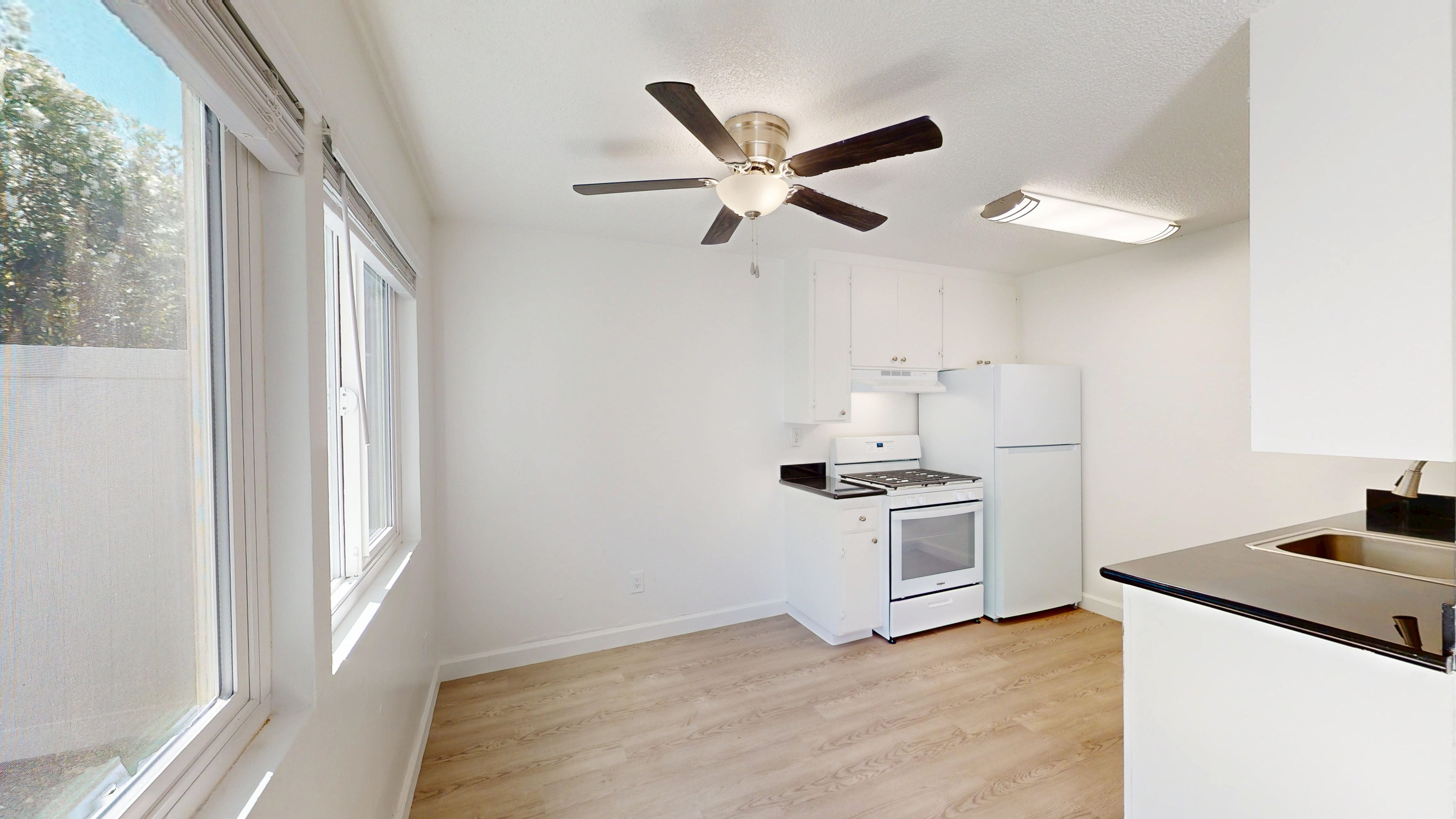 Novato Condo: 980 Ignacio Blvd