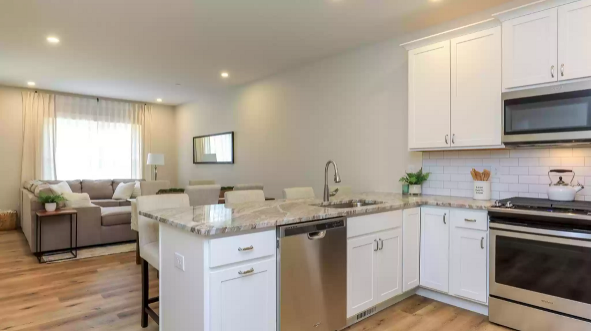 Milford Condo: 34 Ponemah Hill Road