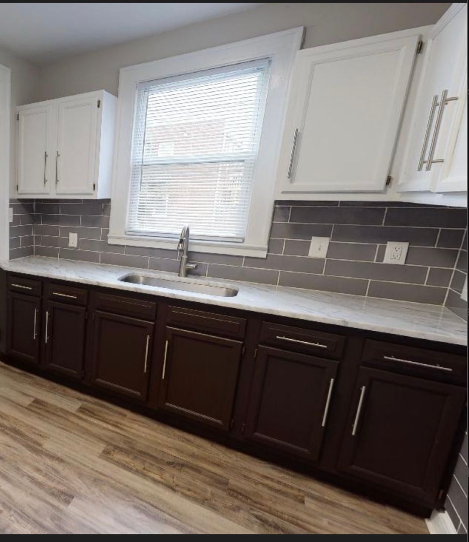 Columbus Condo: 174 East Tompkins Street