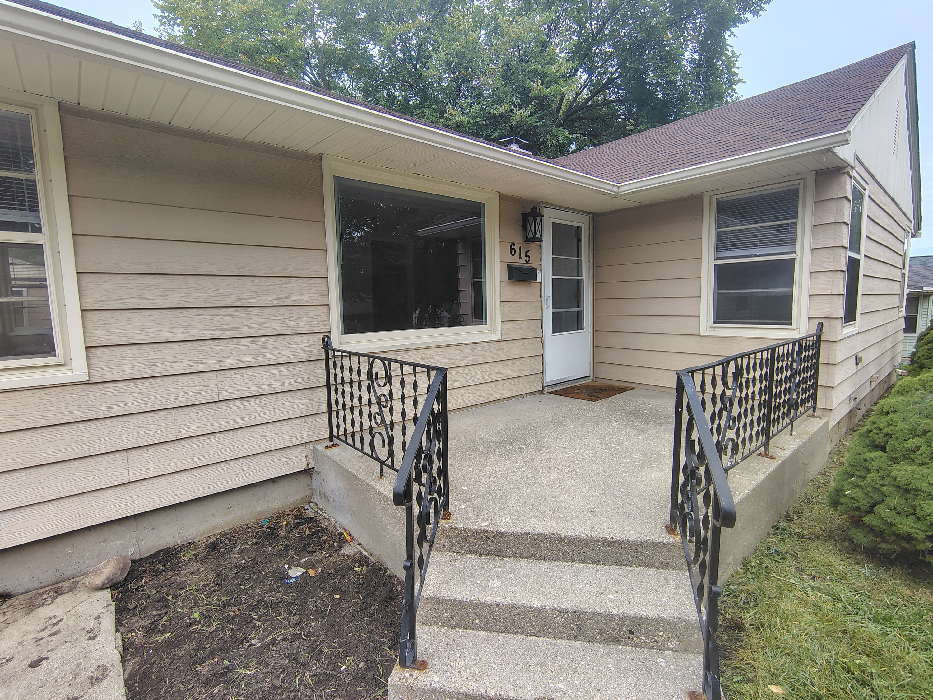 Rockford House: 615 28th St