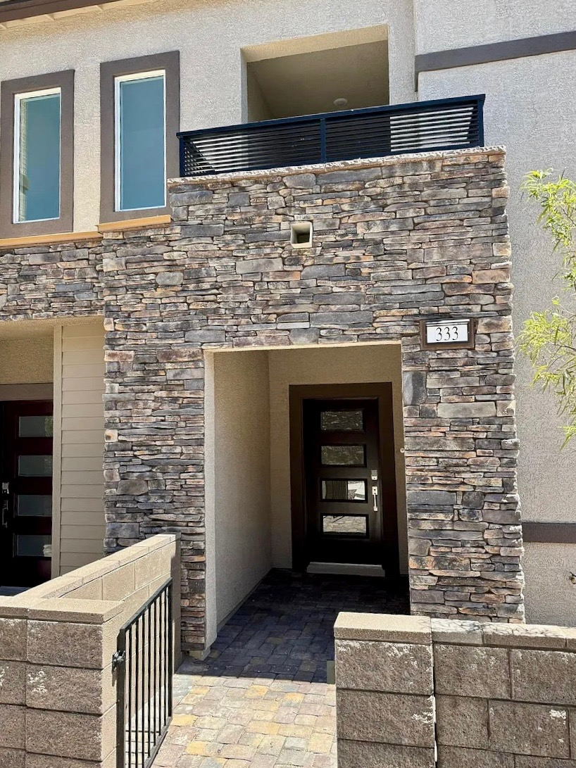 Henderson Townhome: 333 Laurel Peak Drive