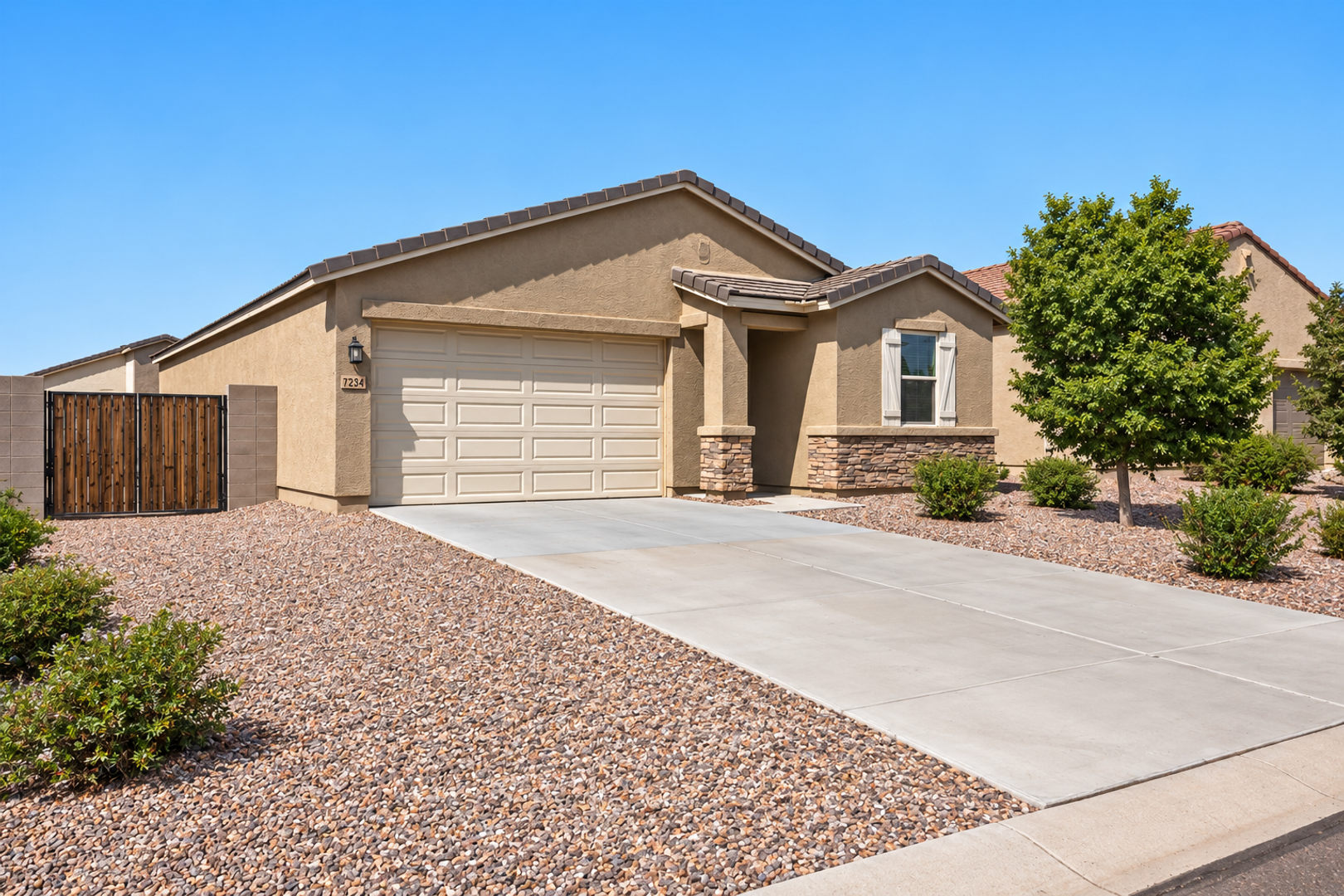 San Tan Valley House: 7234 E Grouse Ct