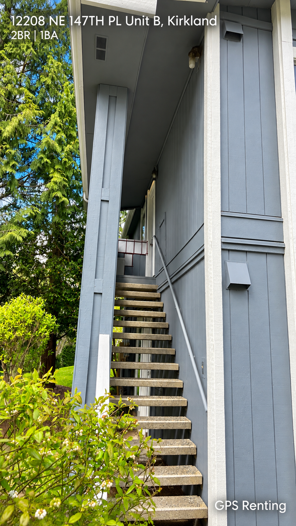 Kirkland Condo: 12208 NE 147TH PL