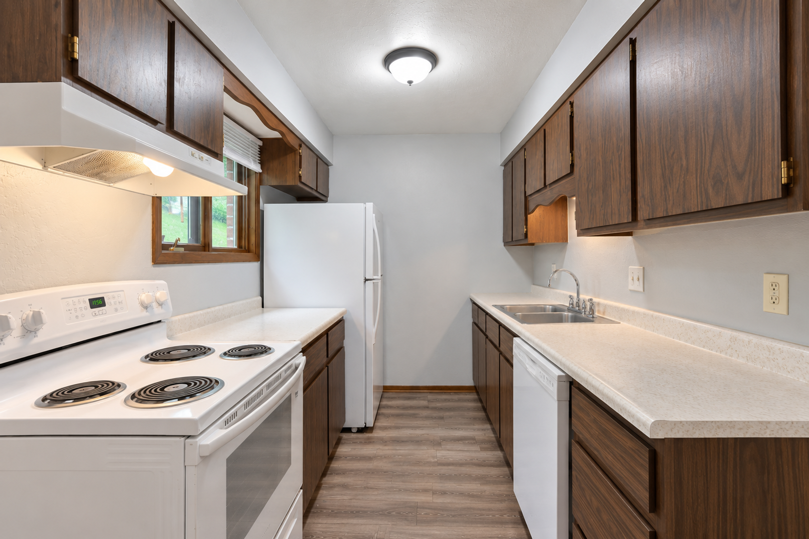 Dubuque Apartment: 2975-2995 Wildwood Drive