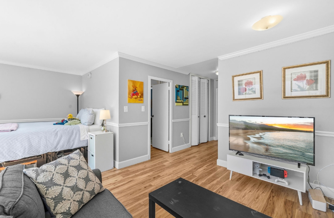 Washington Condo: 522 21st St NW