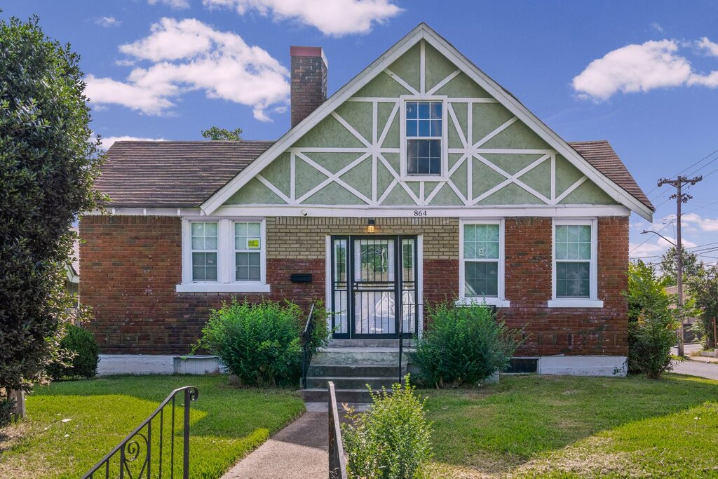 864 N Belvedere Blvd