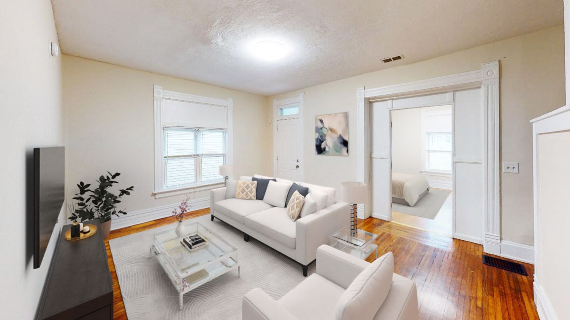 Columbus House: 2528 Deming Avenue