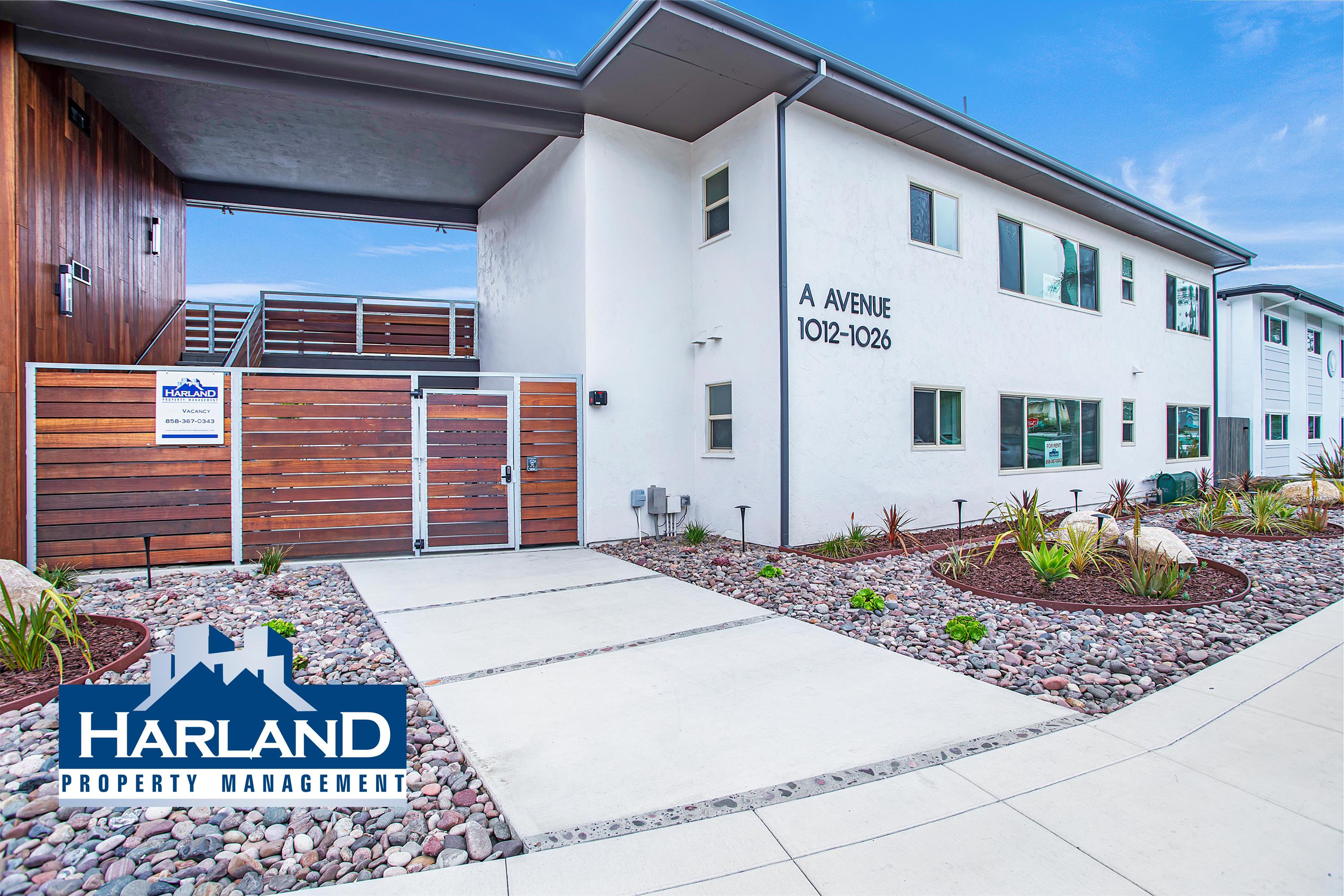 Coronado Condo: 1012 A Avenue #1020