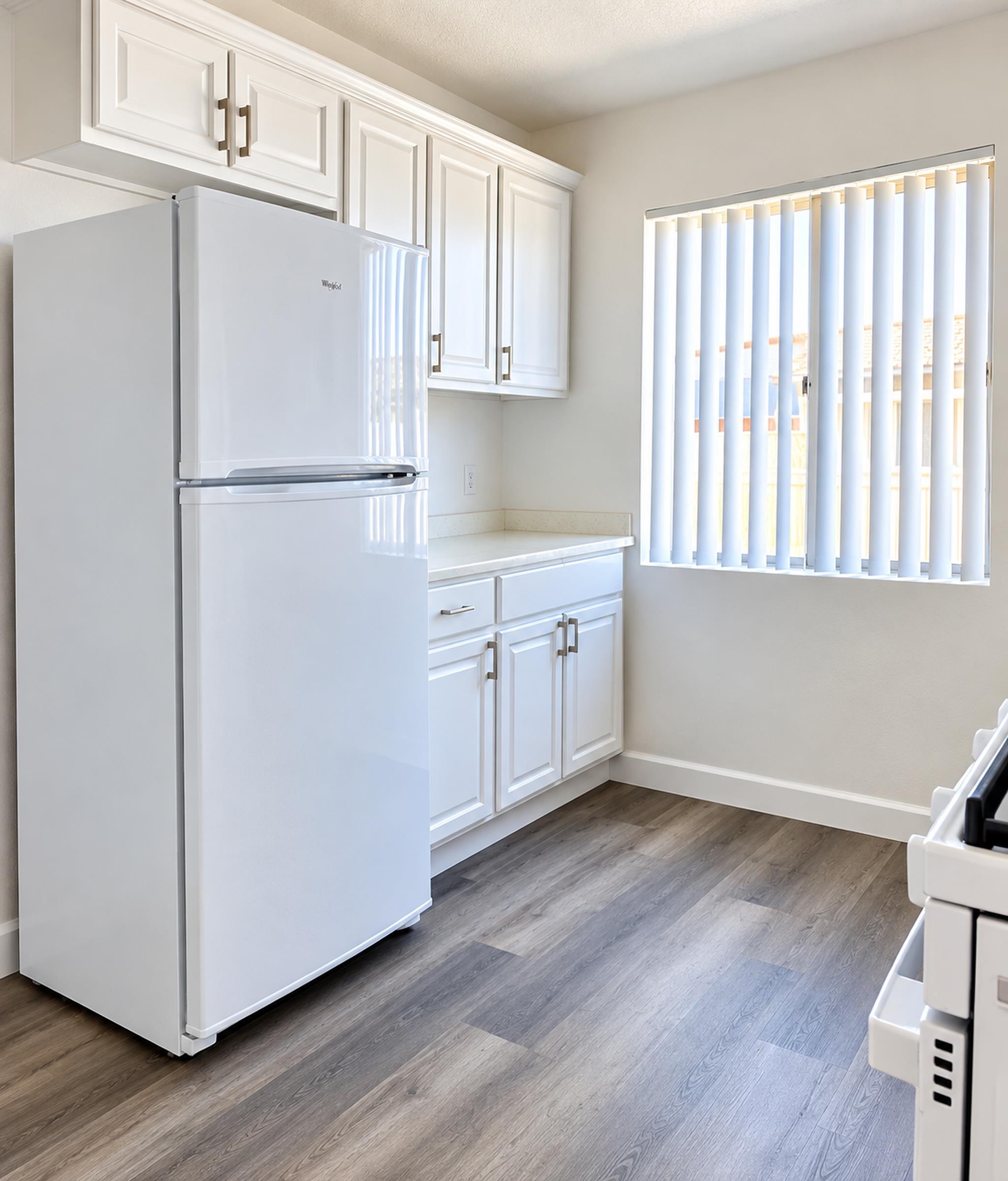 San Diego Apartment: 4406 Menlo Ave
