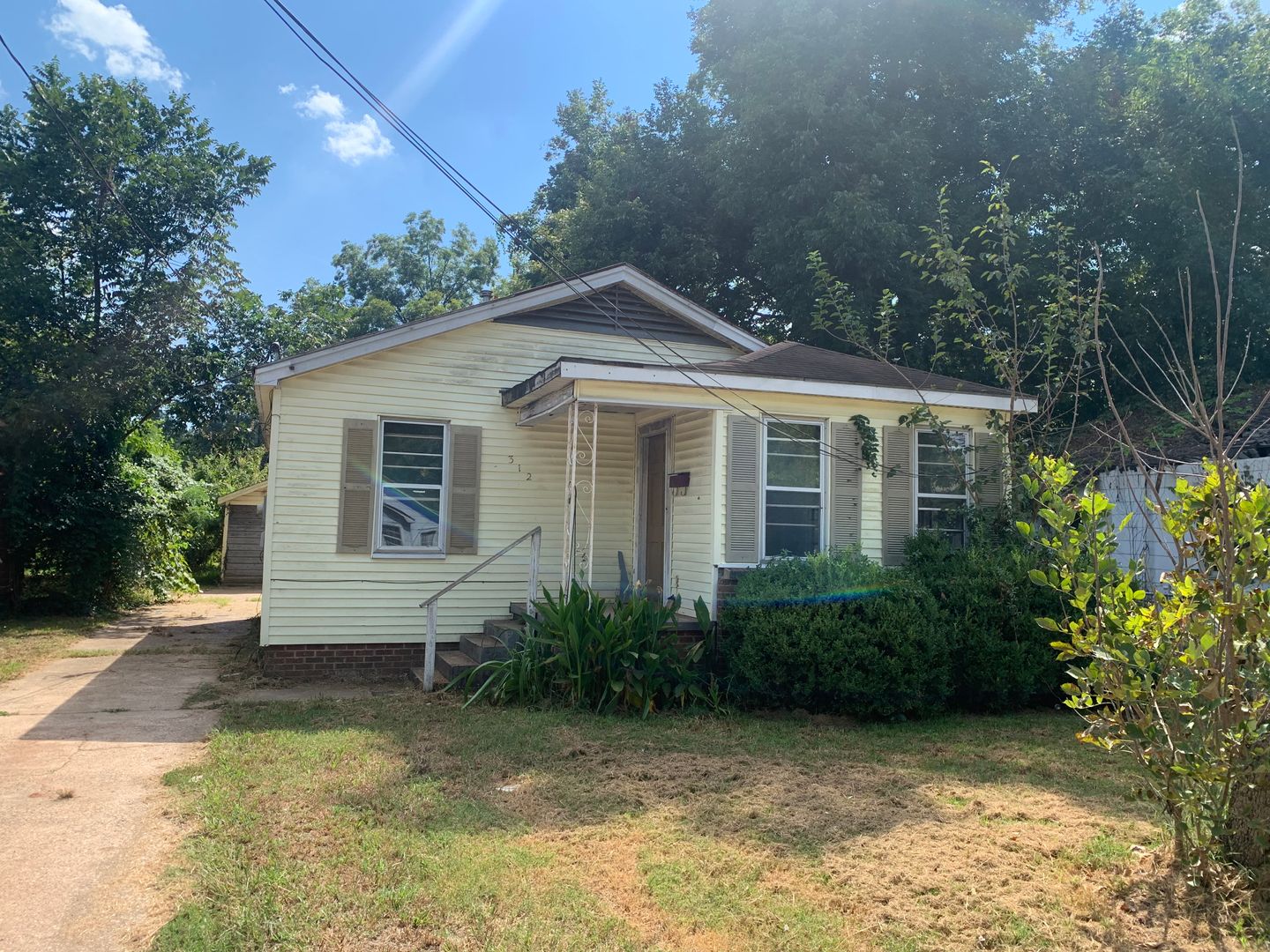 Bossier City House: 312 Kelly St