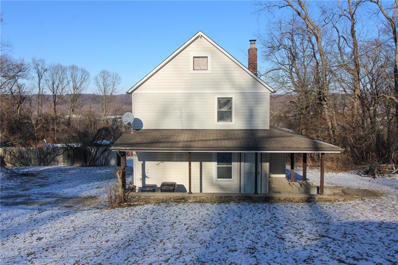 Coraopolis House: 1629 Glenbrook Ave