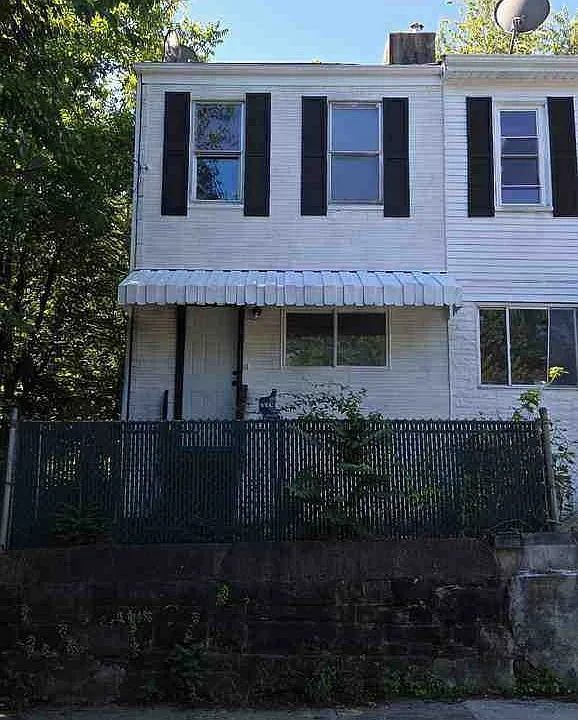 Pittsburgh House: 10 Courtright St.