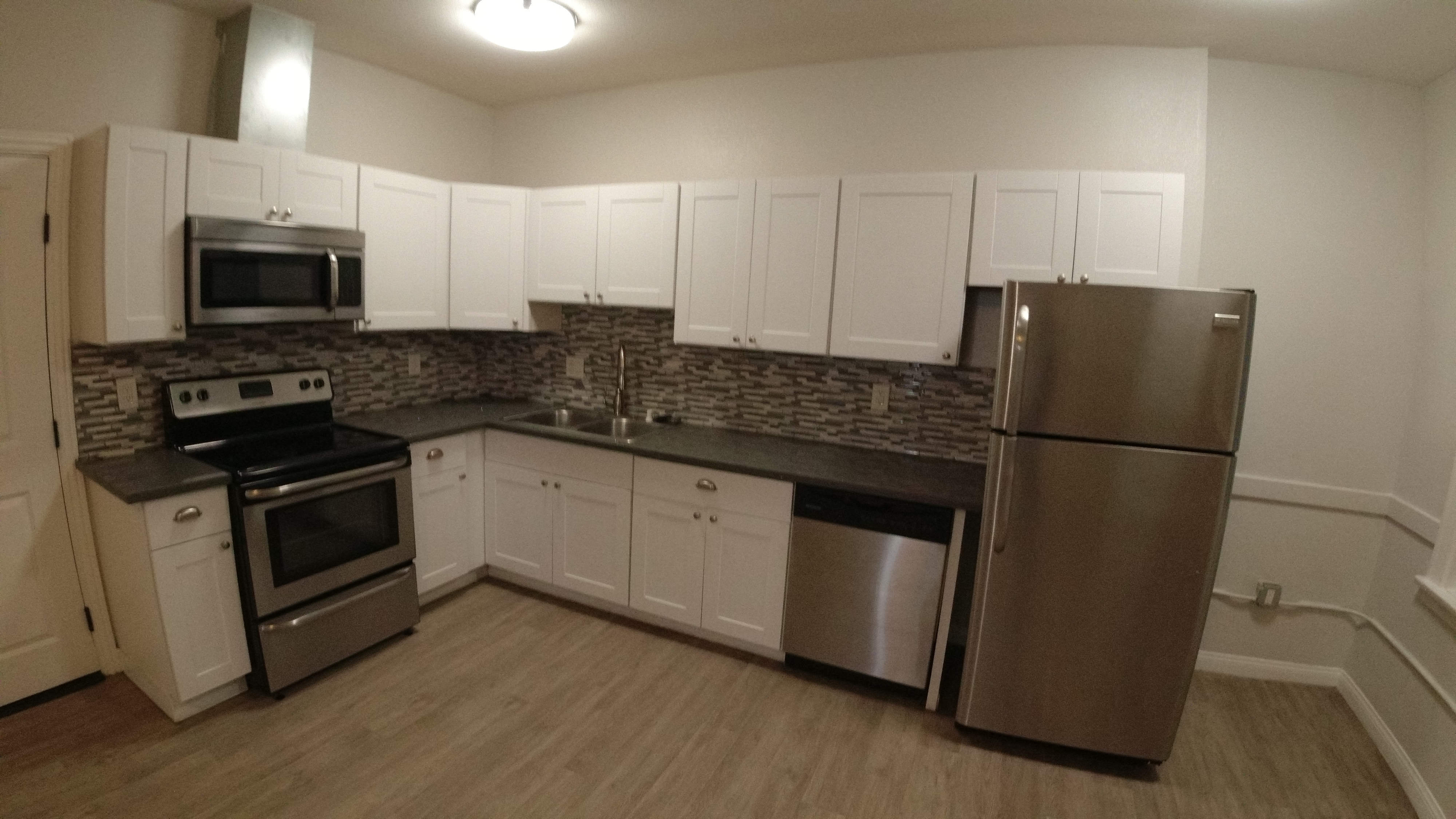 Los Angeles Condo: 412 S Lake St