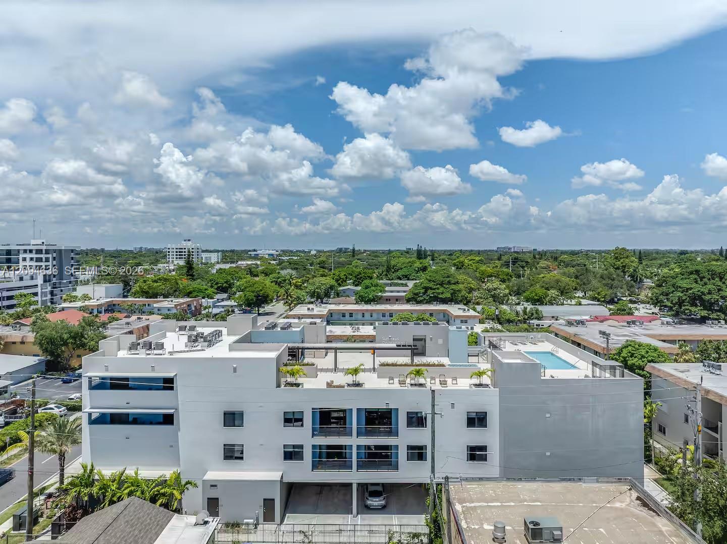 Hollywood Condo: 2201 Polk St # 203, Hollywood FL 33020