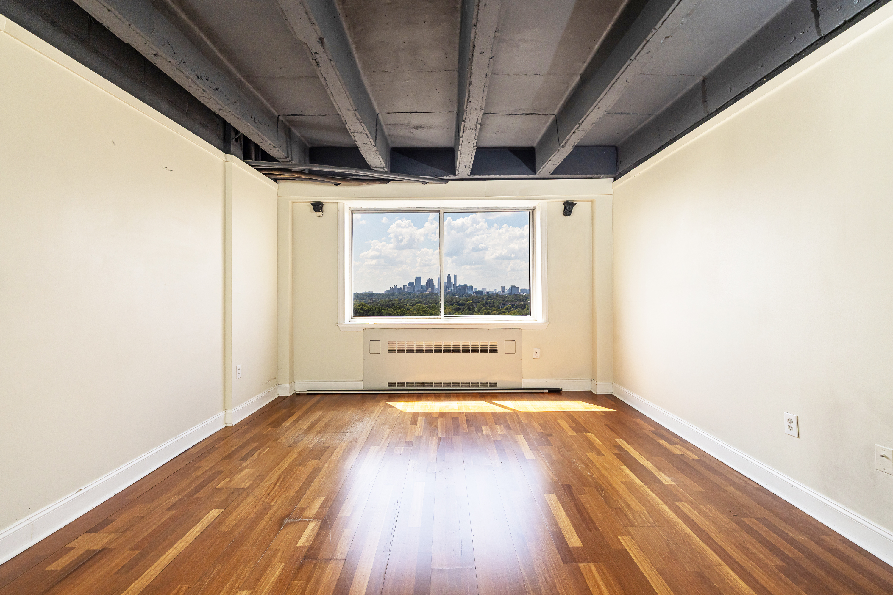 Atlanta Townhome: 2479 Peachtree Road NE - 1509