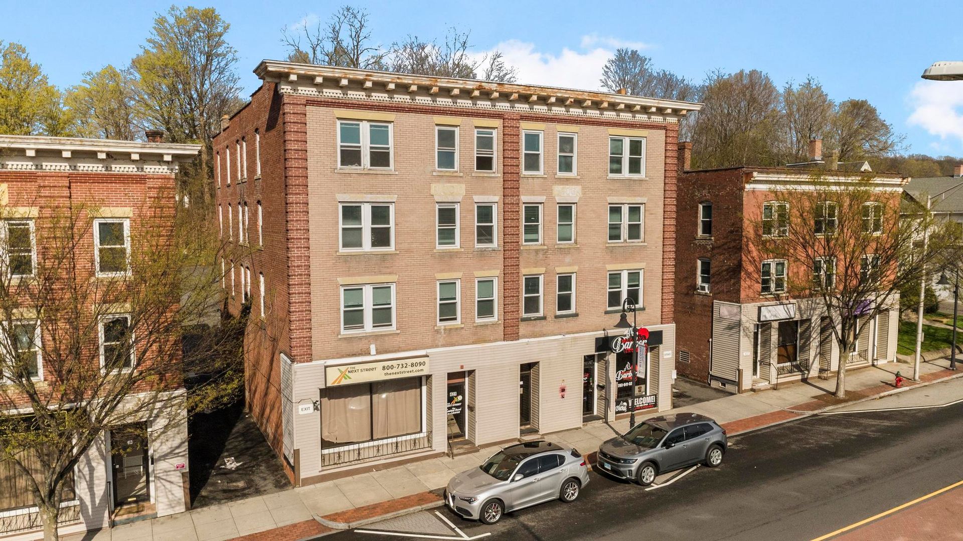 Bristol Condo: 411-431 N Main St. Rd