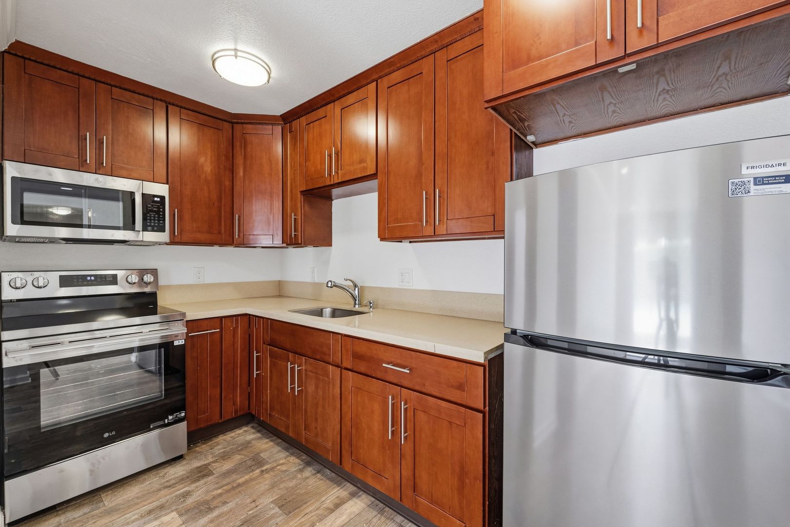 San Leandro Apartment: 532 Bancroft Ave