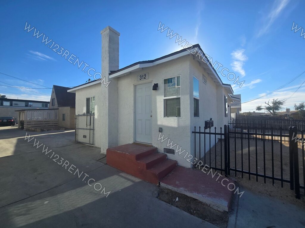 312 W Kildare St