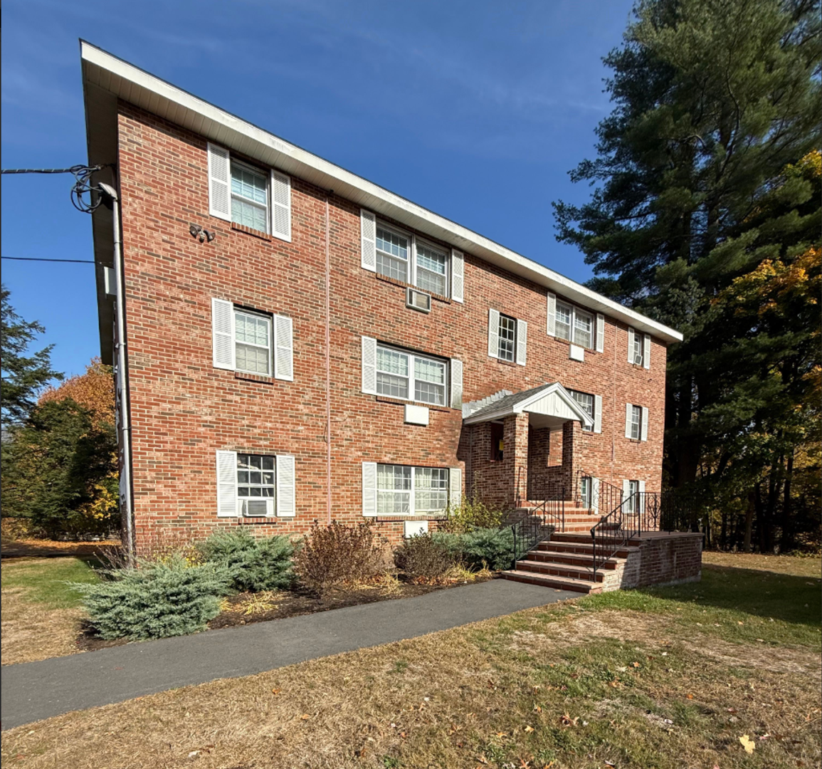 Ayer Condo: 104.5 Washington Street